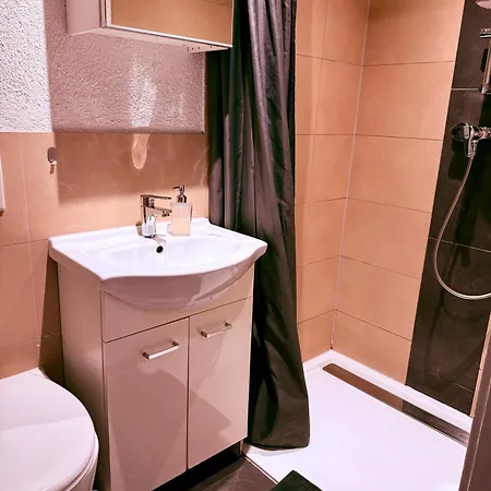 Apartmenthaus Schlanow דירה דטמולד